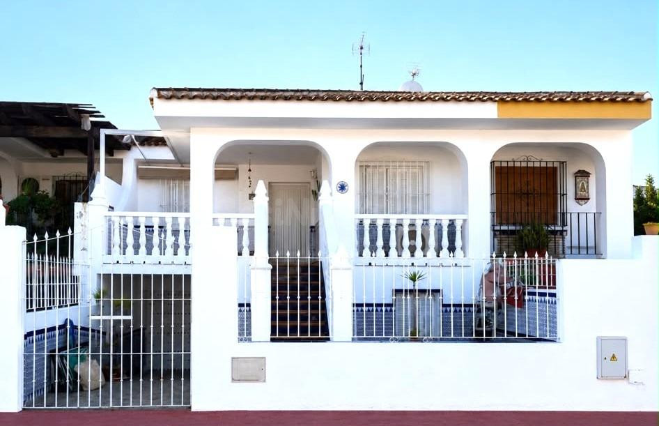 Espectacular Chalet Adosado Reformado | 188 m2 | Doble Oport - foto 2