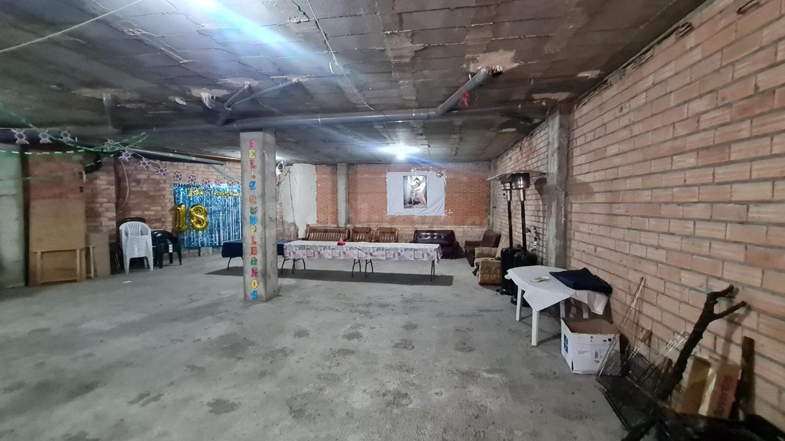 LOCAL COMERCIAL A PIE DE CALLE EN LA ALMUNIA DE DOÑA GODINA - foto 3