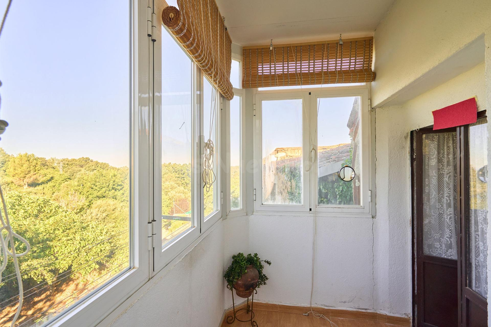 Casa con gran parcela y vivienda anexa en Navacarros, junto a La Covatilla y la Sierra de Candelario