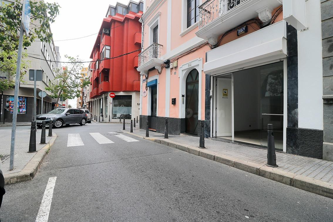 Local Comercial para alquiler cerca al Corte Ingles