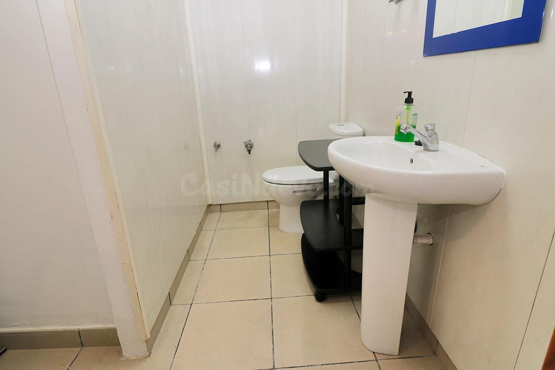 Local Comercial para alquiler cerca al Corte Ingles - foto 4