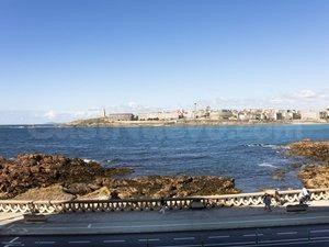 Piso de lujo en primera Linea Paseo Maritimo -Playa Riazor.