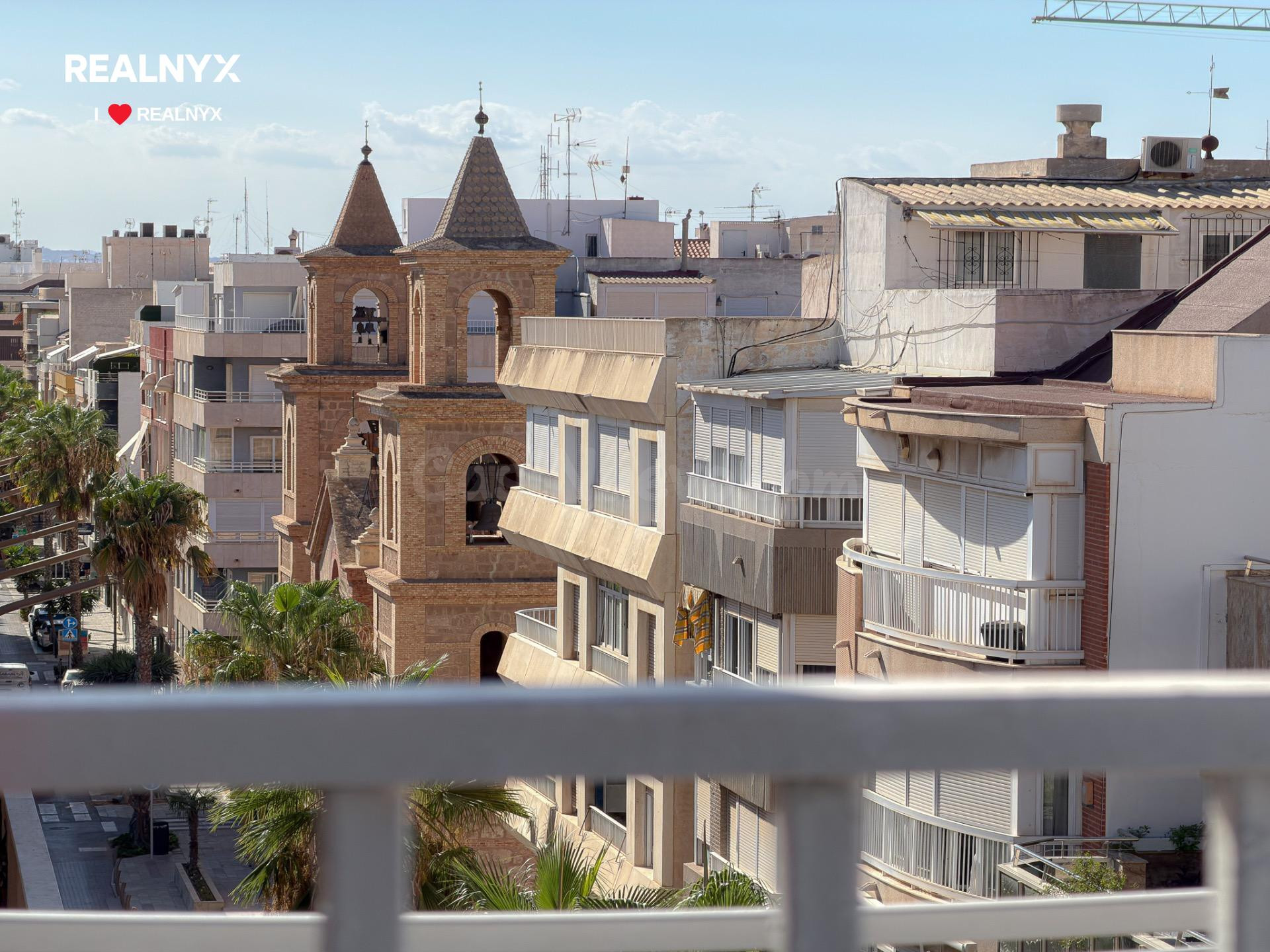Paseo Maritimo! Espectacular Atico (Exterior) con impresionante reforma y terraza con increíbles vistas panorámicas (A solo 280 mts del mar)