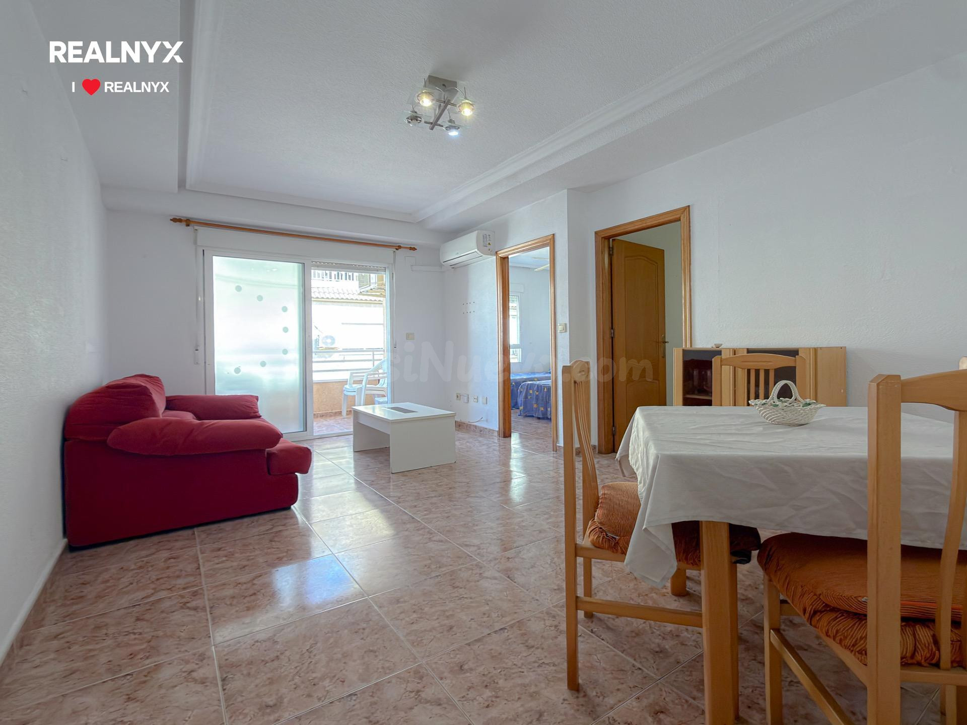 Playa del cura! Estupendo apartamento con amplios espacios y terraza cómoda, a 750 metros de la playa del cura