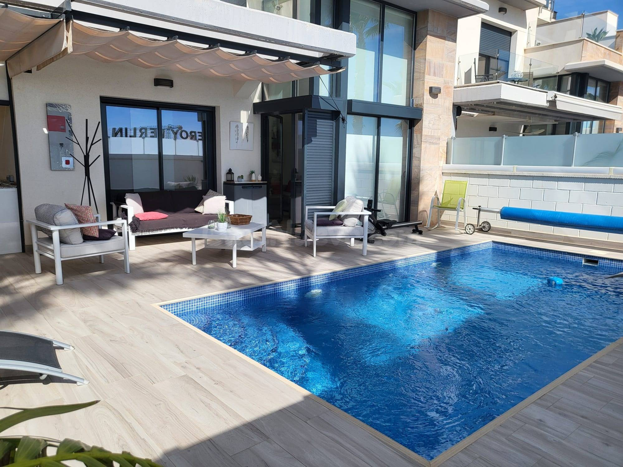 Casa 3 habitaciones 190m² en venta - Montezenia