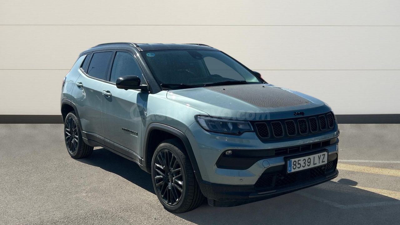 Jeep Compass 1.5 MHEV 96KW UPLAND FWD DDCT 130 5P