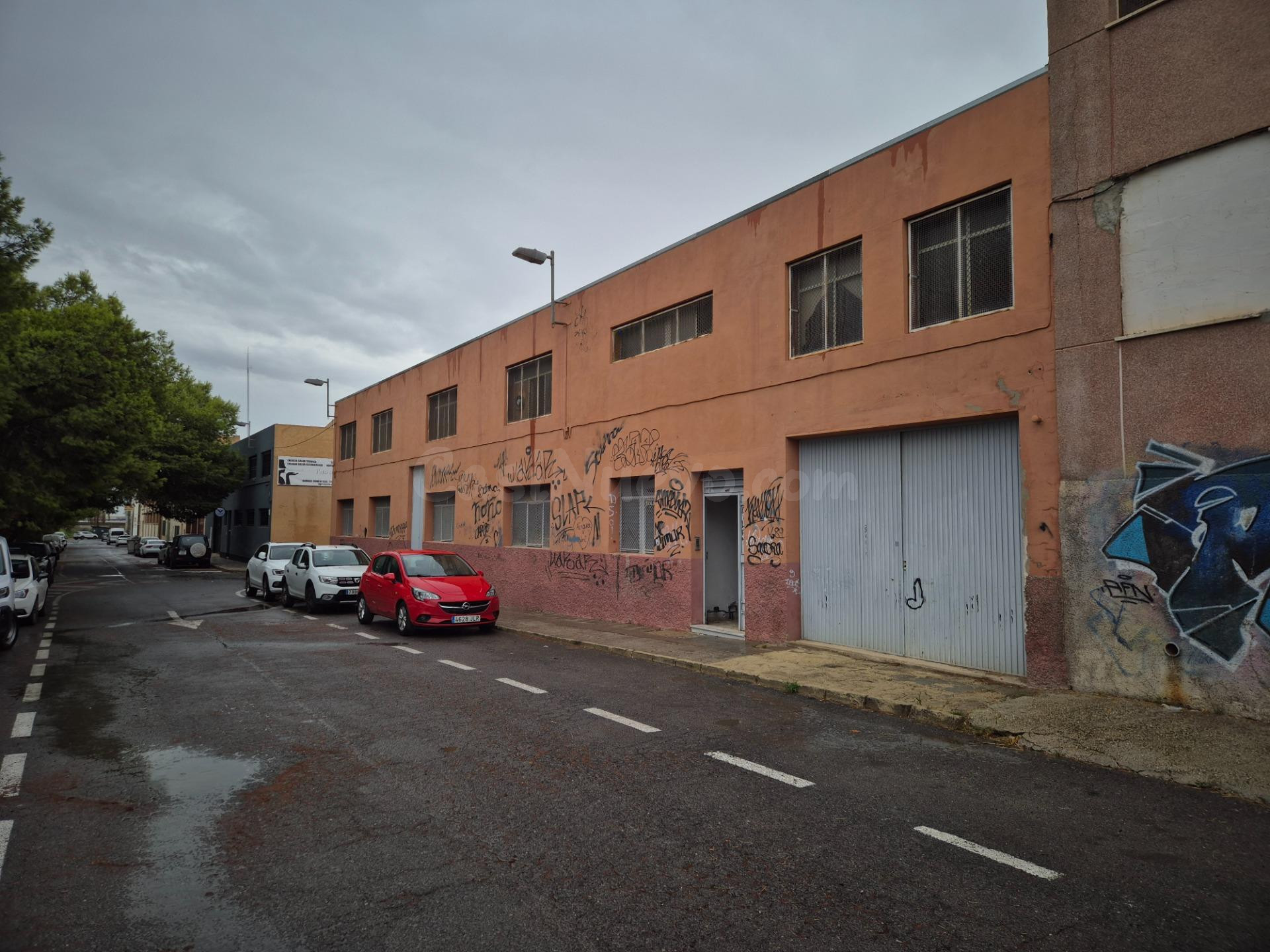 Nave Industrial en Elche, Sector V- El Canal