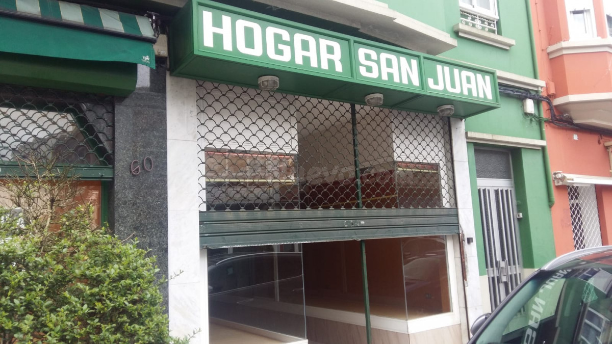 Se alquila bajo comercial en Gran Vía - Carballo