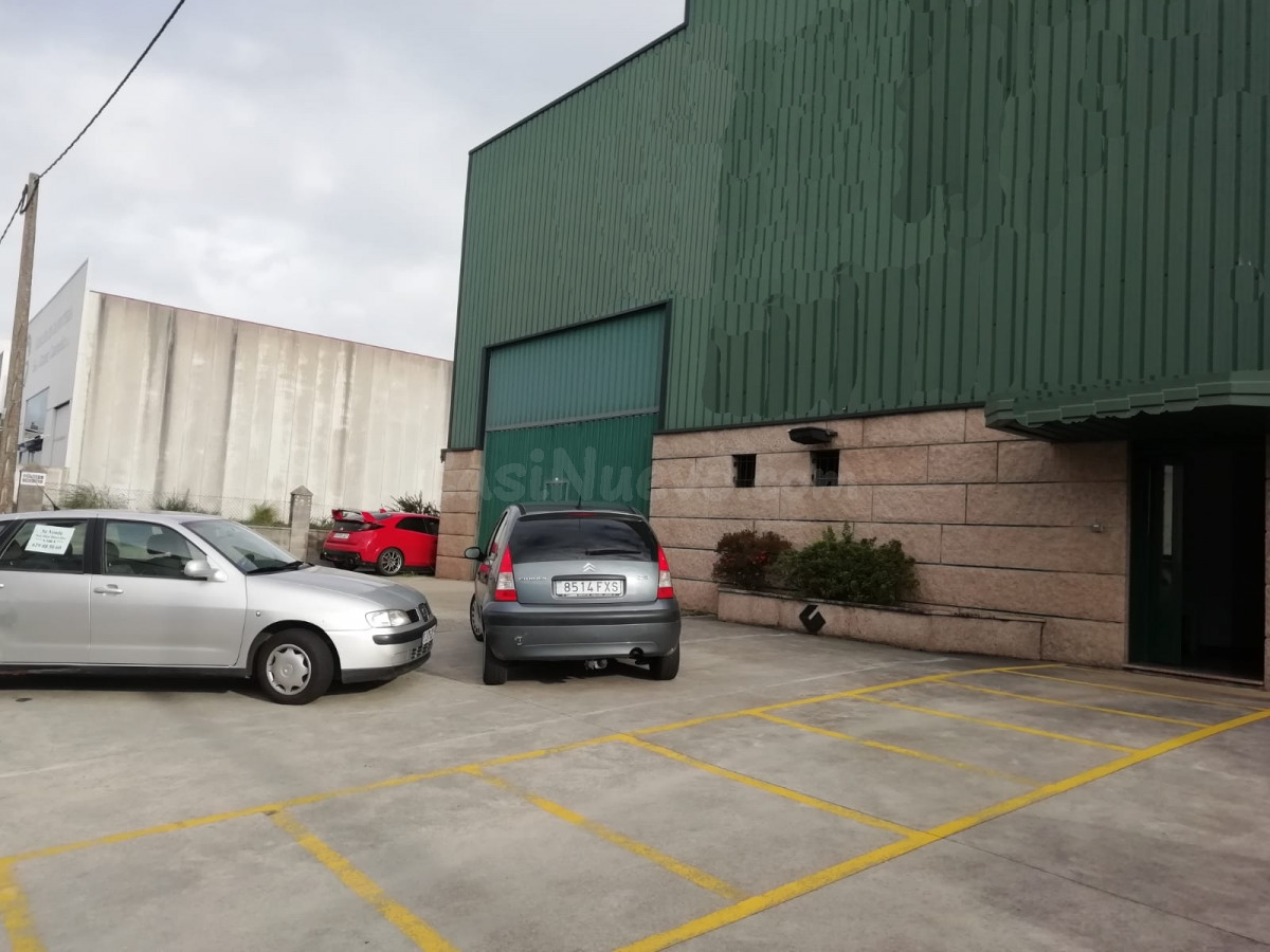 Se alquila nave de 1500 m2 en Bertoa, Carballo