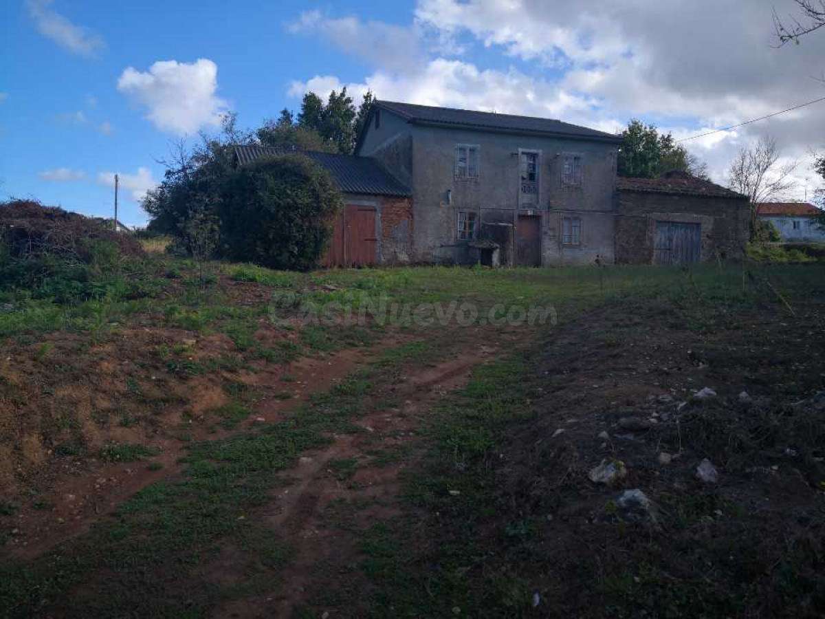 Casa en Periscal -Sofán, con 4400m. de Tereno