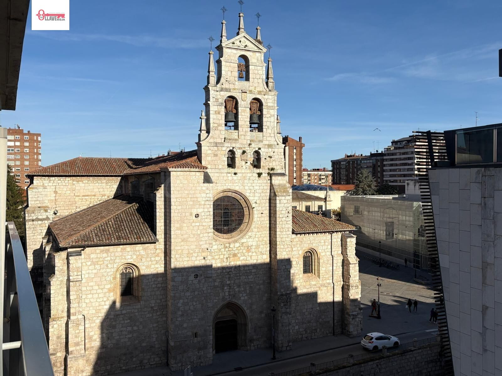 Amplio piso en venta en la C/ San Lesmes Burgos - Oportunida - foto 2
