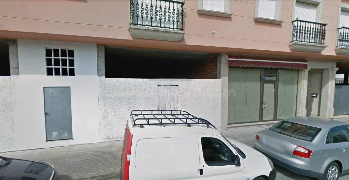 En venta,  bajo Zona Estación de Autobuses