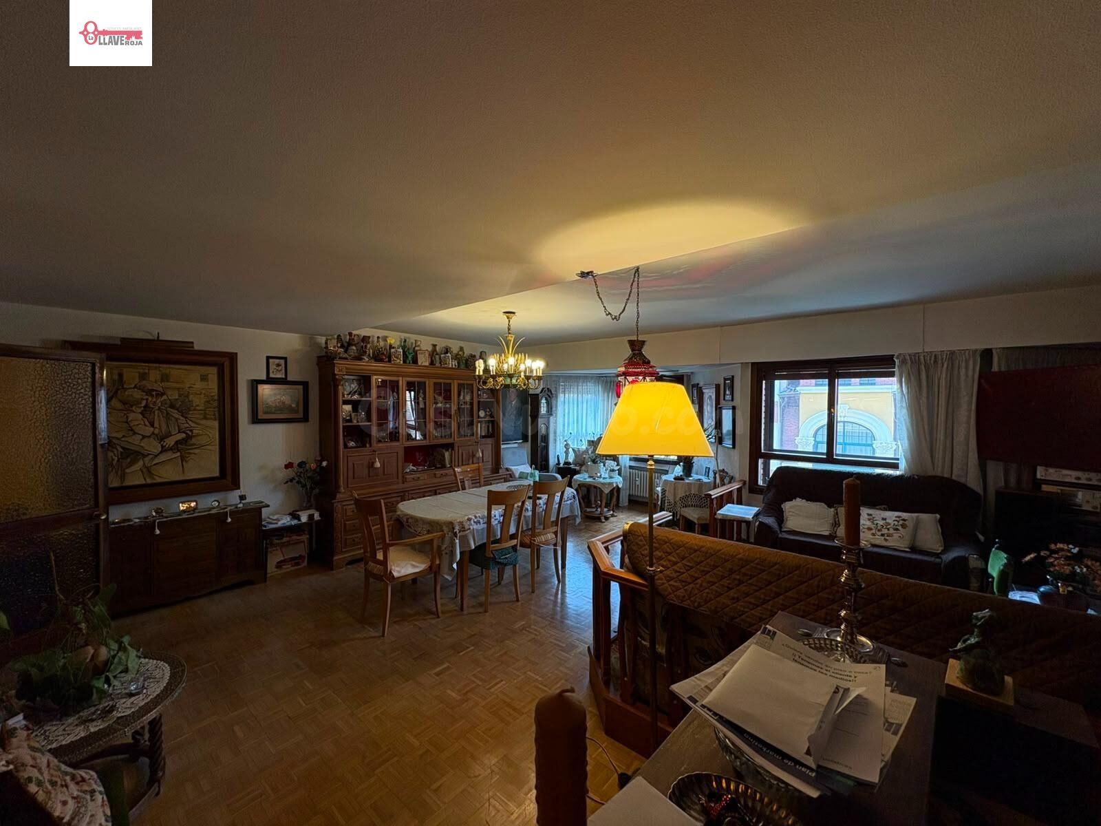 PISO EN VENTA EN LA ZONA NOBLE DE LA CIUDAD CON GARAJE. - foto 4
