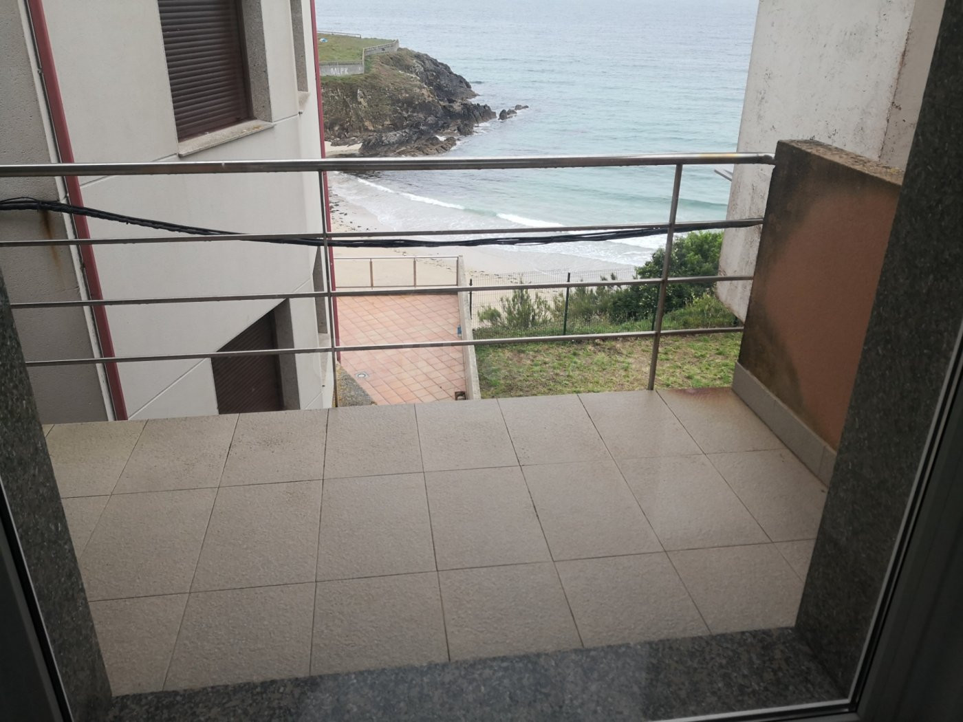 Casa con 2 apartamentos en Malpica, reformados y listos para entrar.