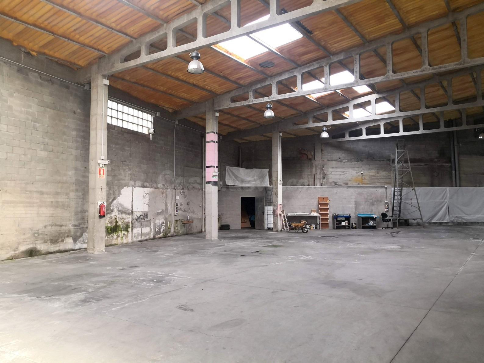 Nave industrial en Meicende - foto 5