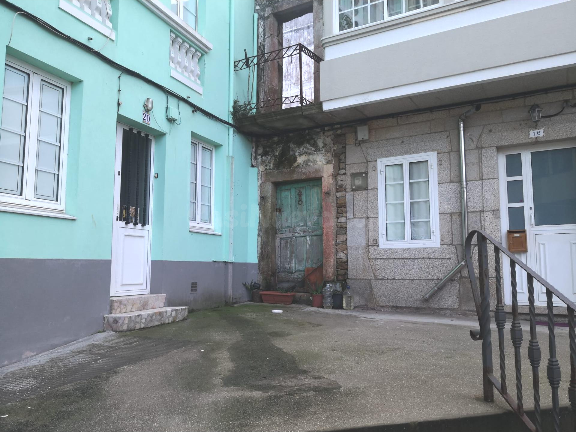 Solar urbano en el centro de Malpica de Bergantiños
