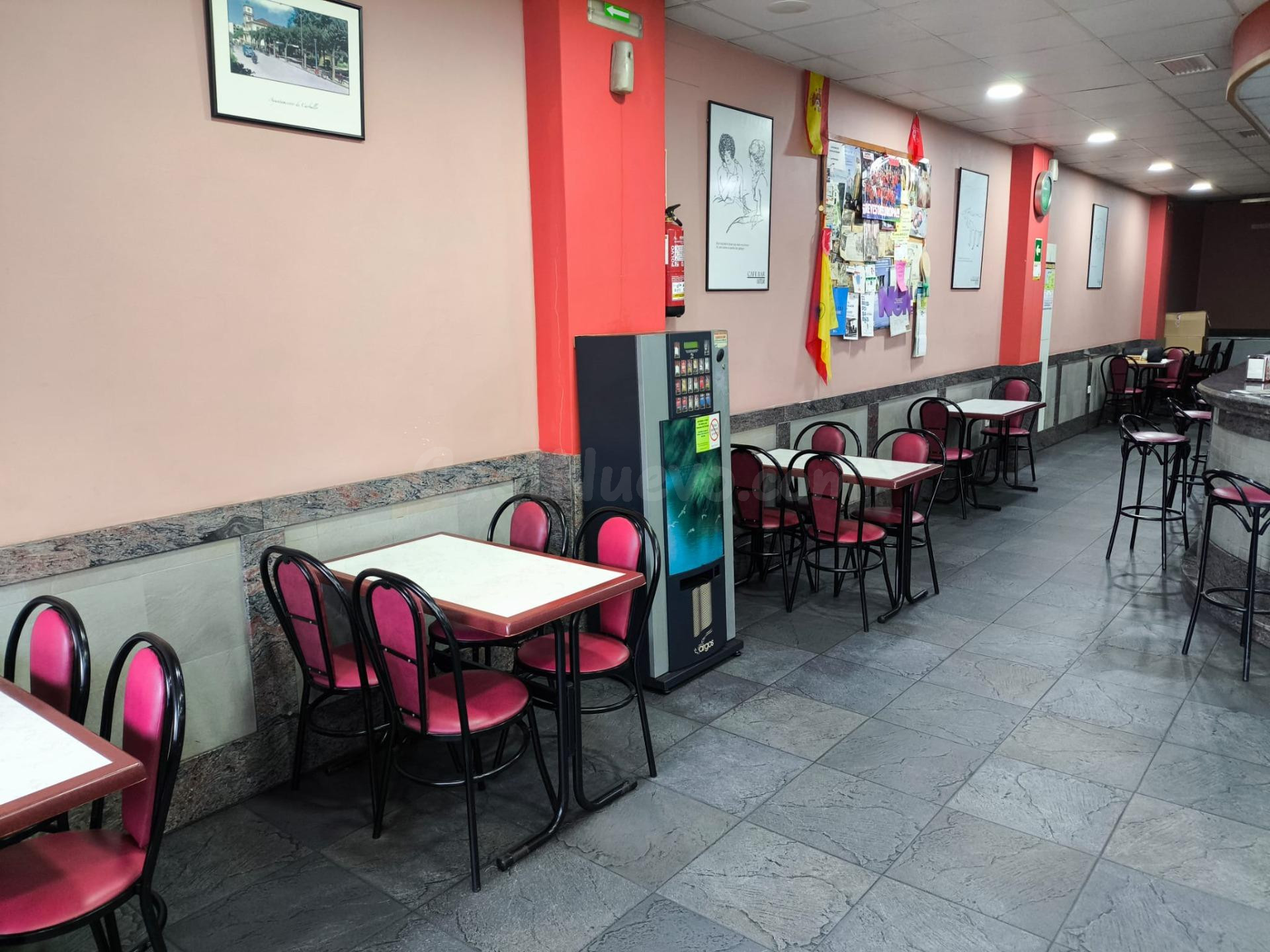 Negocio de hostelería en c/Castelao de Carballo