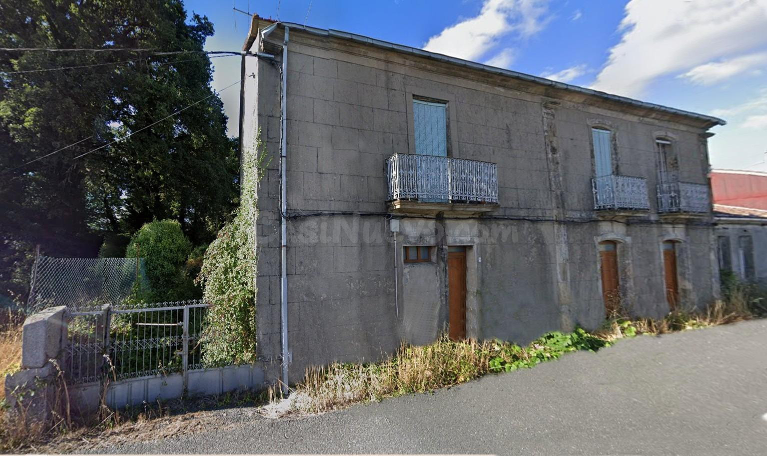 Casa de piedra para reformar en Rodeiro (Pontevedra)