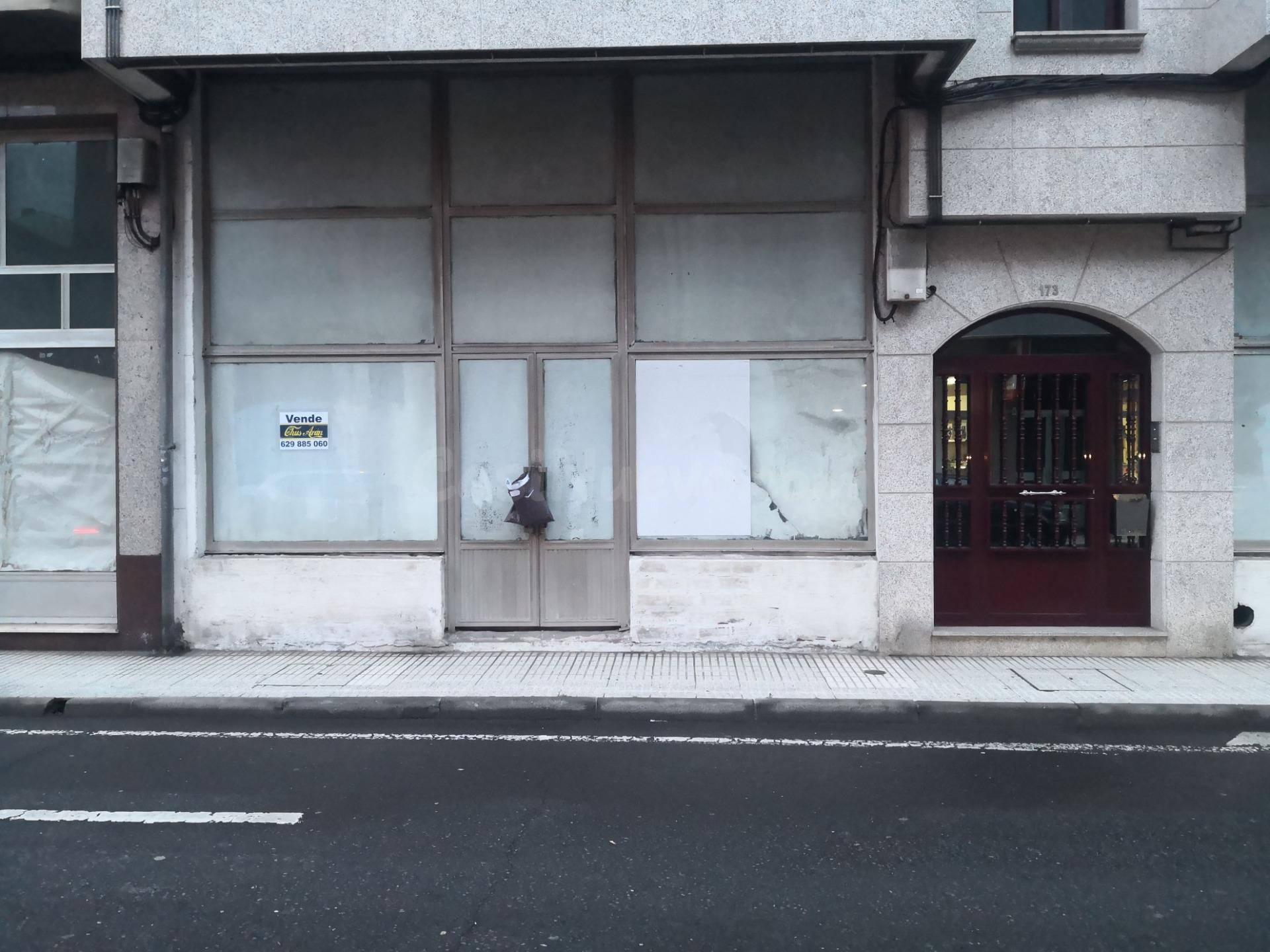 Bajo en alquiler en Gran Vía, Carballo