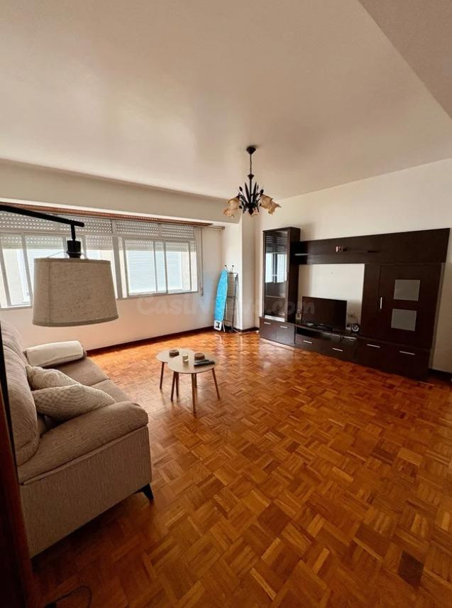 Piso para verano en Malpica de Bergantiños - foto 2