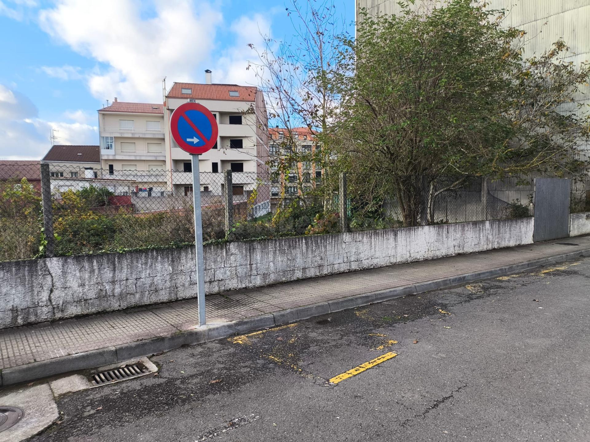 Oportunidad de Inversión: Terreno Urbano en Carballo, Zona Casilla