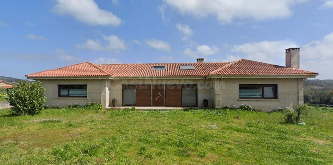 Exclusiva Casa en Cances da Vila, Carballo - Ideal para Familias
