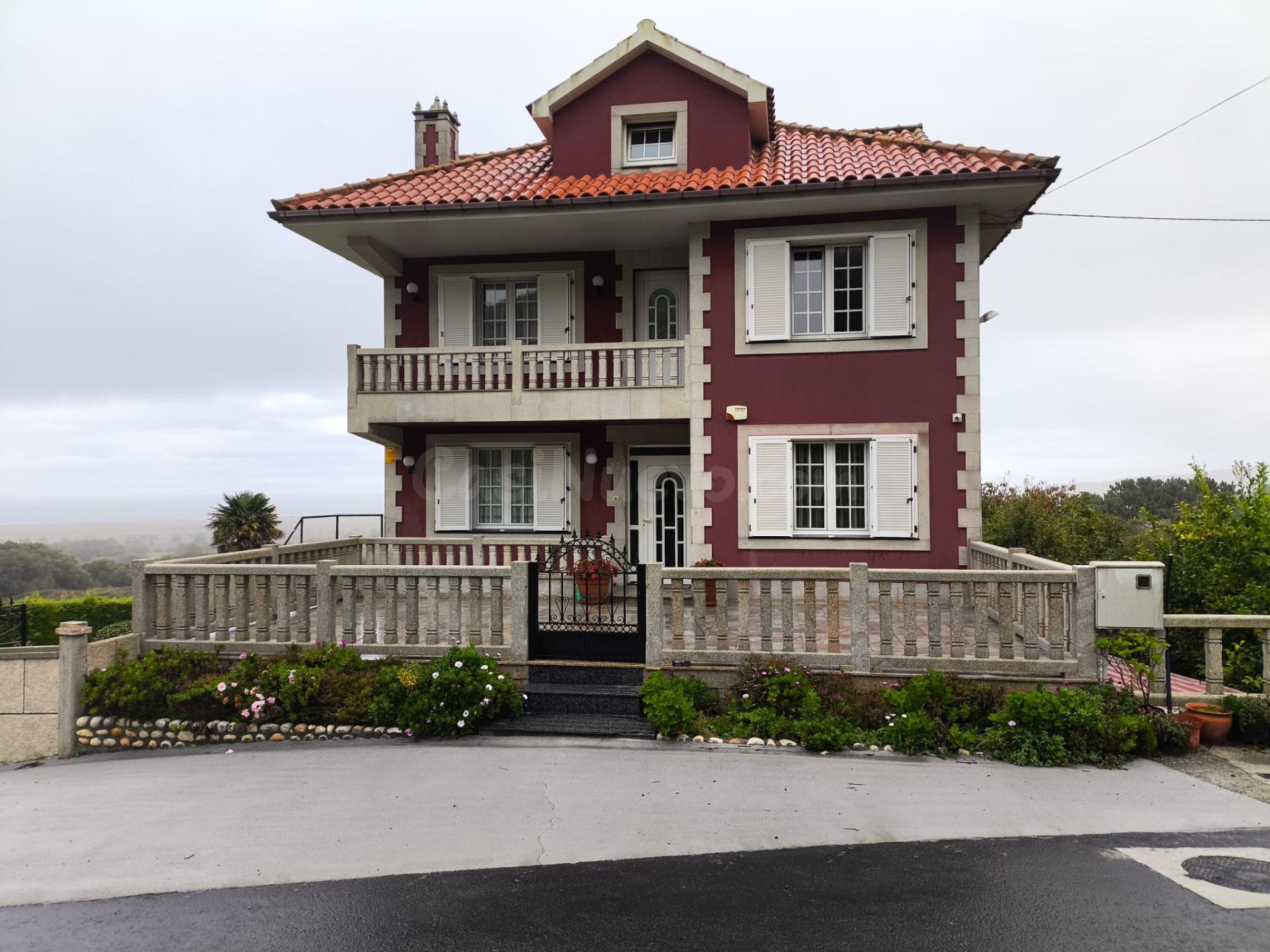 Impresionante casa en Lema-Baldaio (Carballo)
