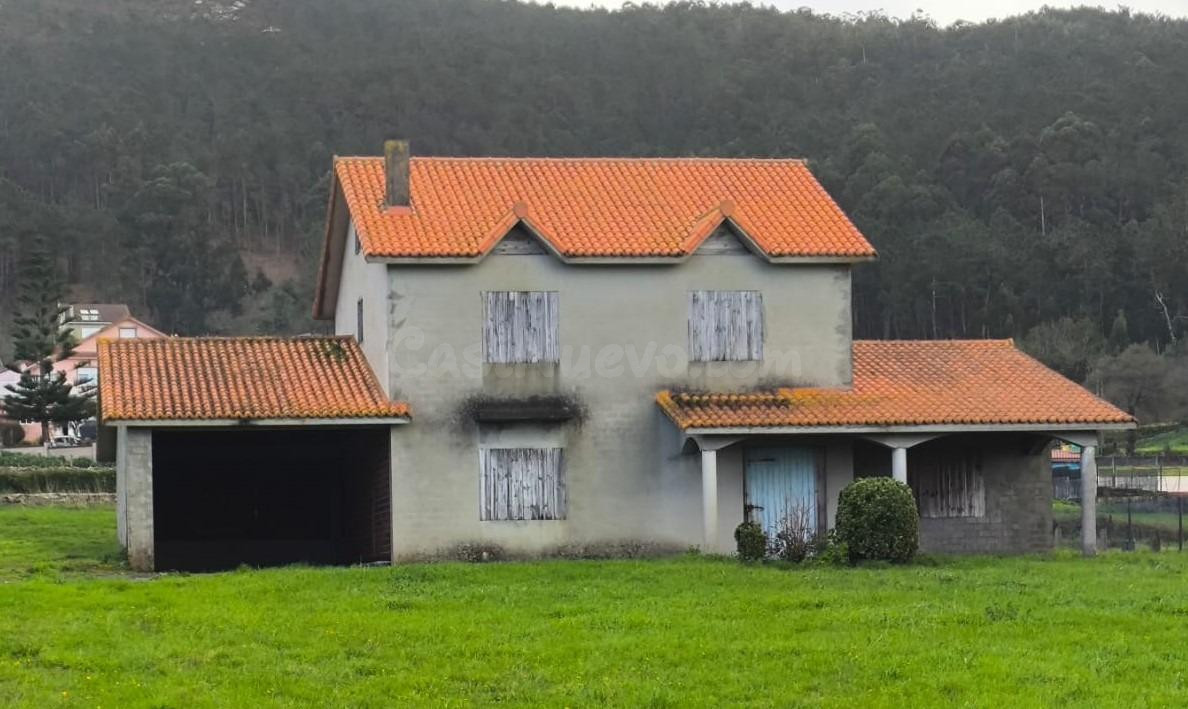 En LAXE, Casa en Construcción con Situación Exclusiva