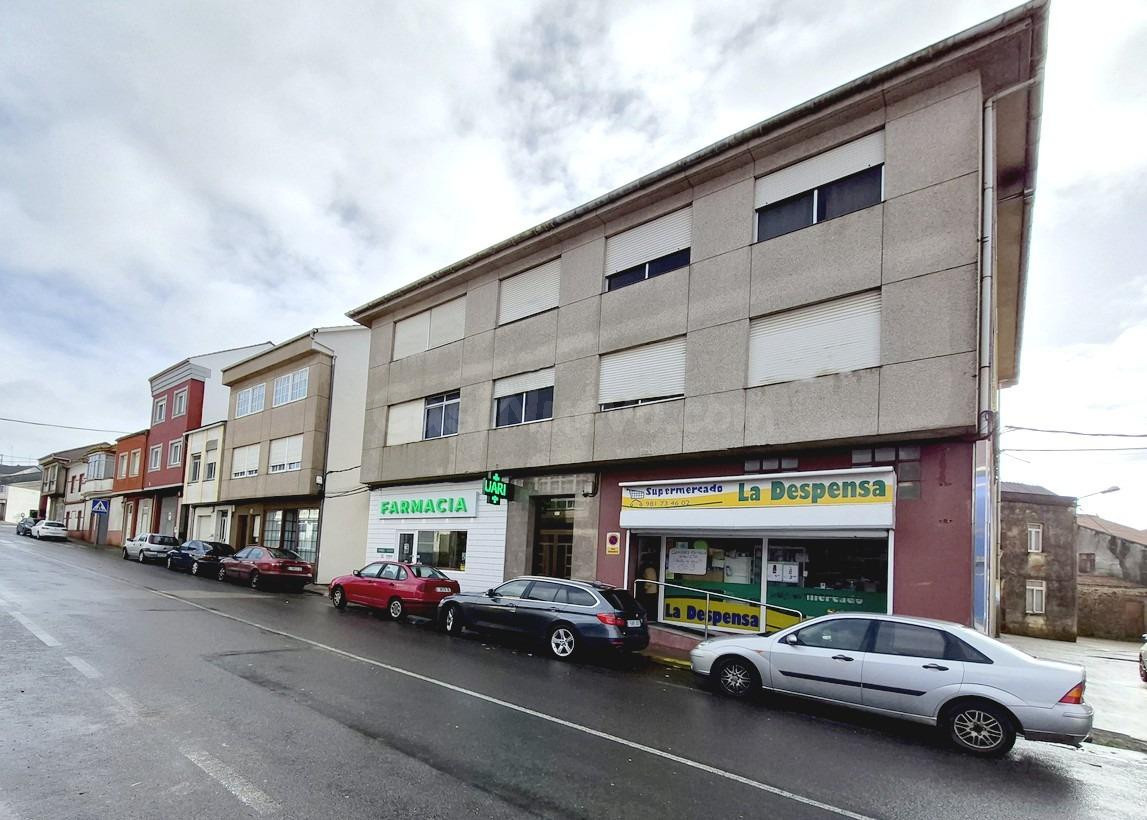 Oportunidad de Inversión: Edificio en Coristanco