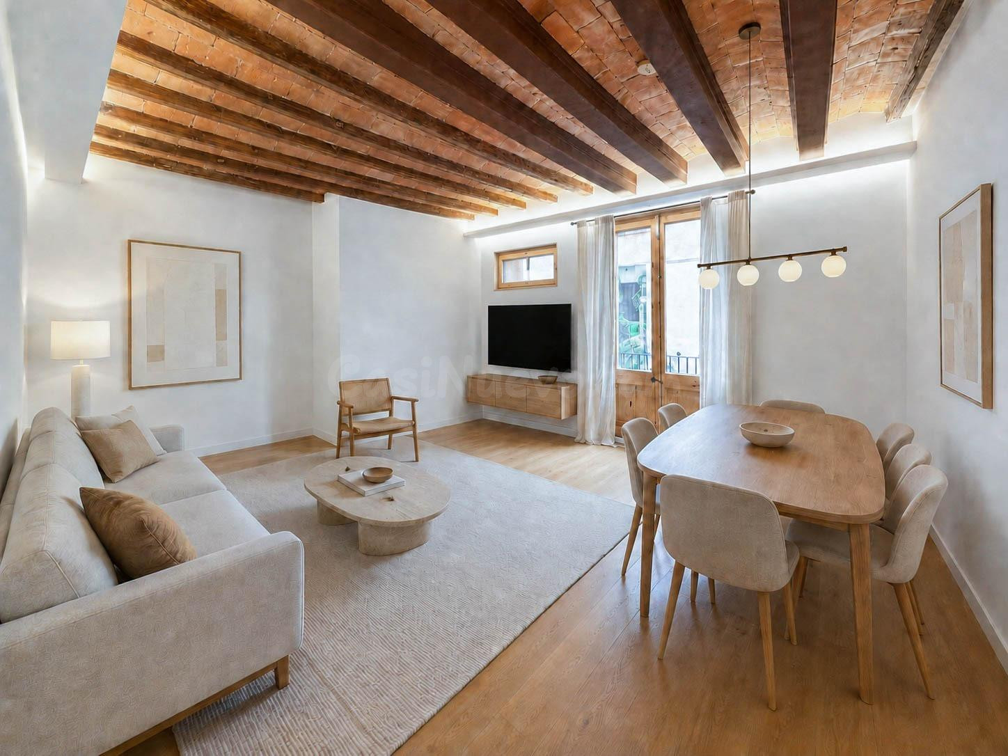 Inmobiliaria en Barcelona Gotic.  Venta de piso exterior reformado