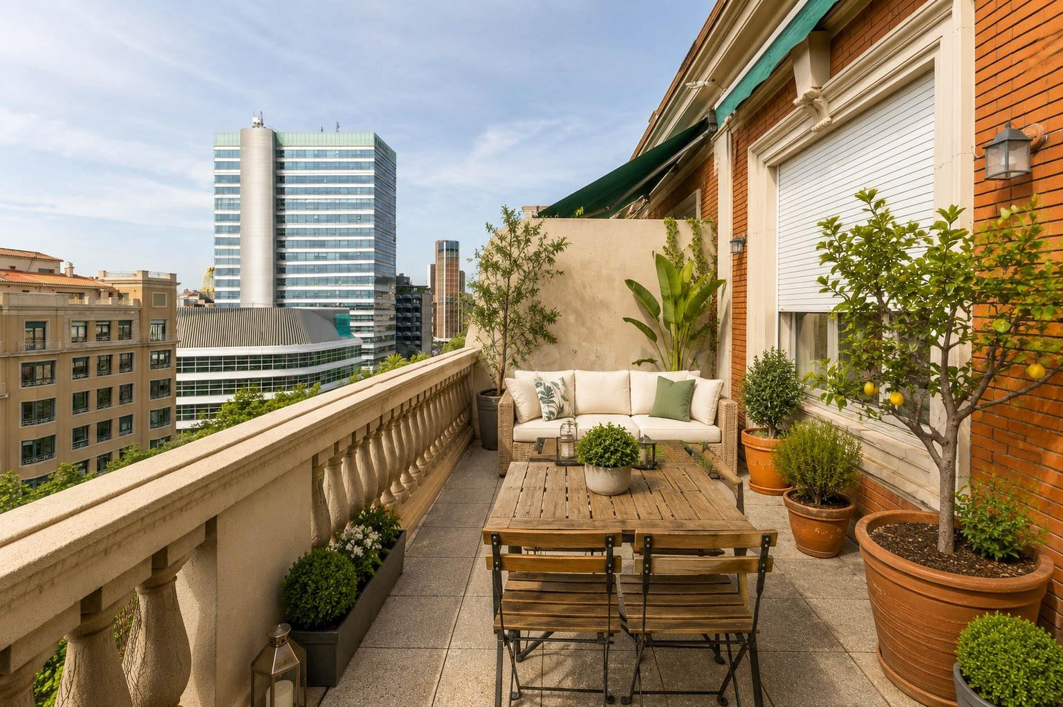 Inmobiliaria en Barcelona. Atico en Diagonal Turó Park