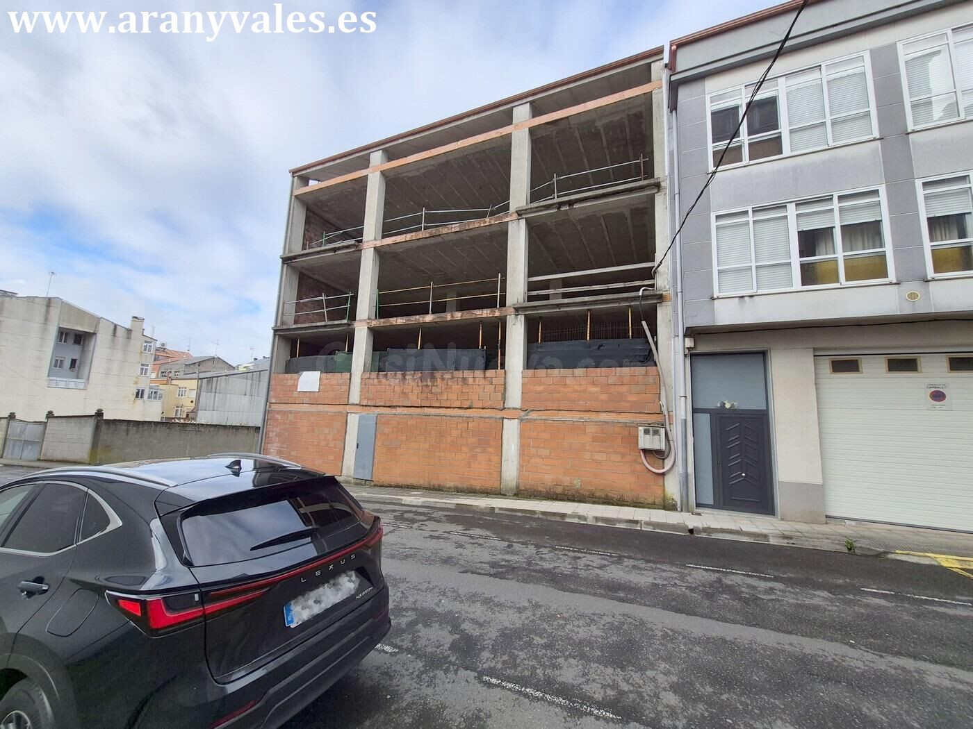 Edificio en Construcción en Calles Xallas-Mahón