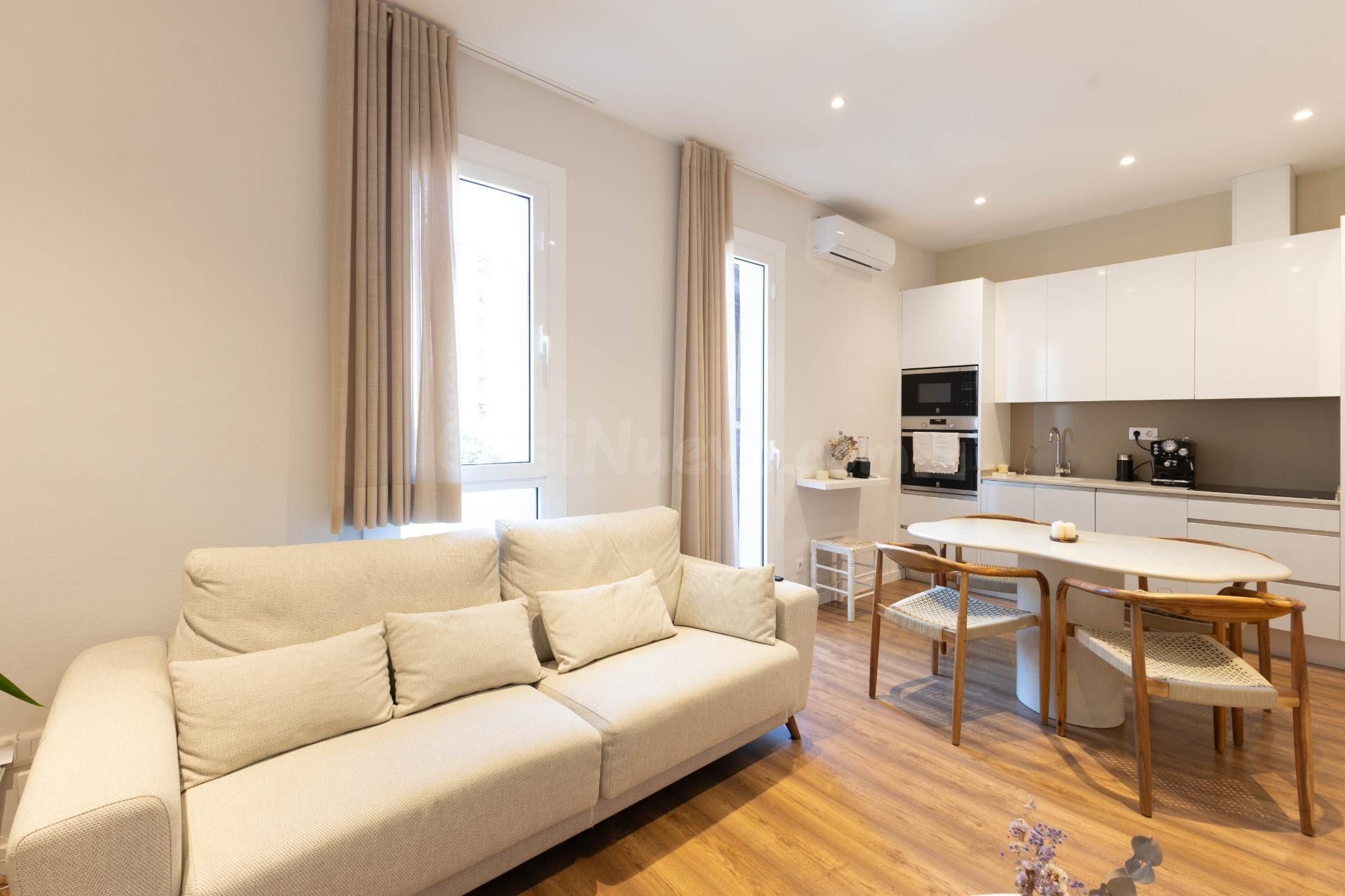Agencia Inmobiliaria en Barcelona. Piso en venta en Les Corts