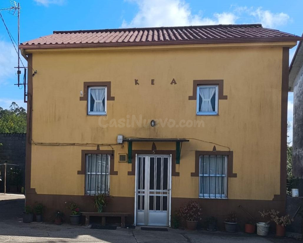 Casa con Terreno en Vilamaior, Santa Comba