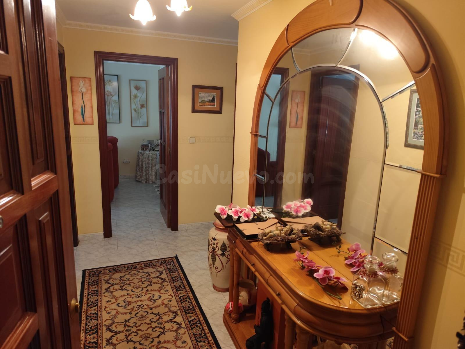 Piso de 3 dormitorios en Zona Fogar