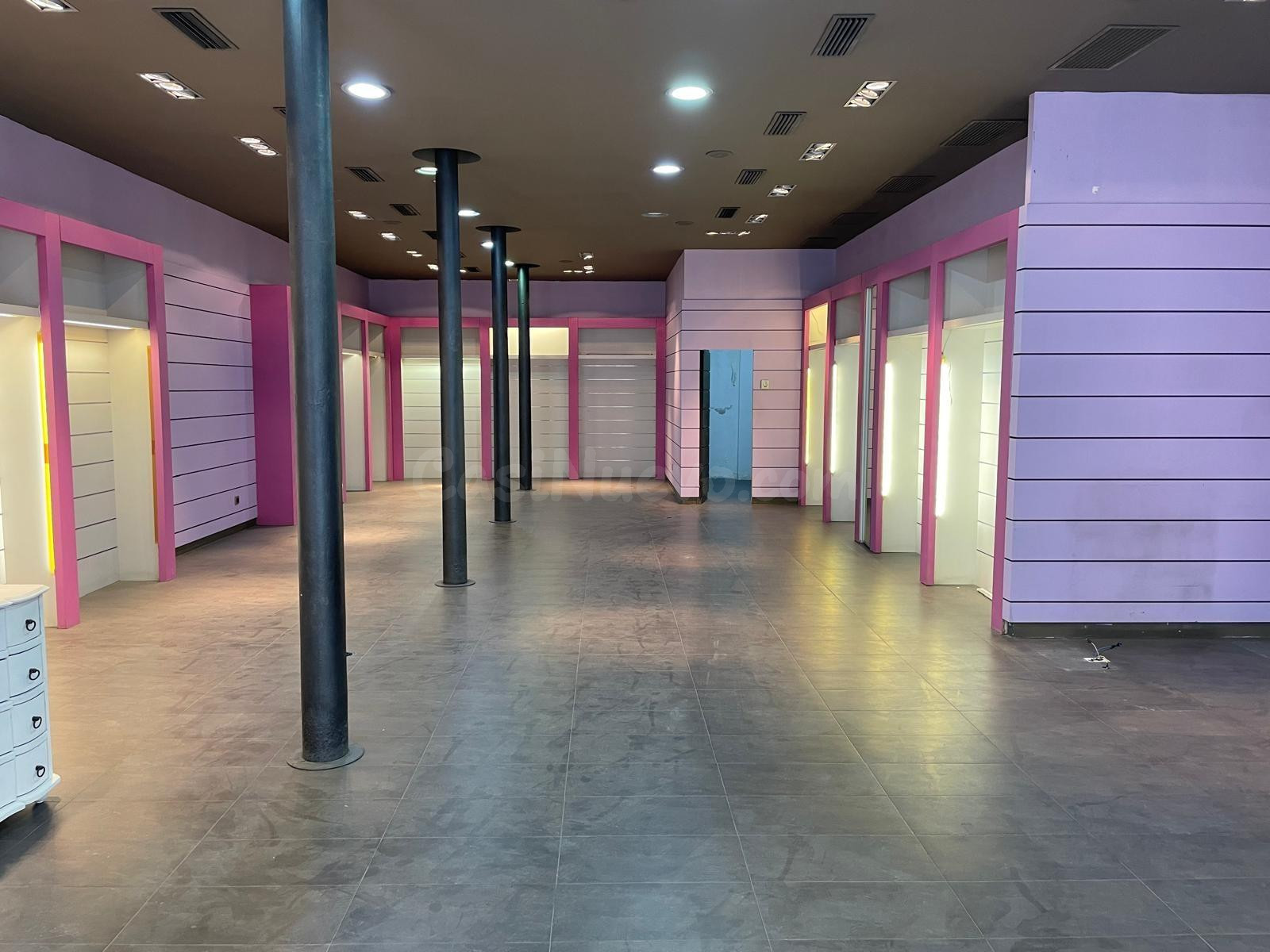 LOCAL COMERCIAL DE 153 M2 EN CALLE JABONERIAS IDEAL PARA CEN - foto 5