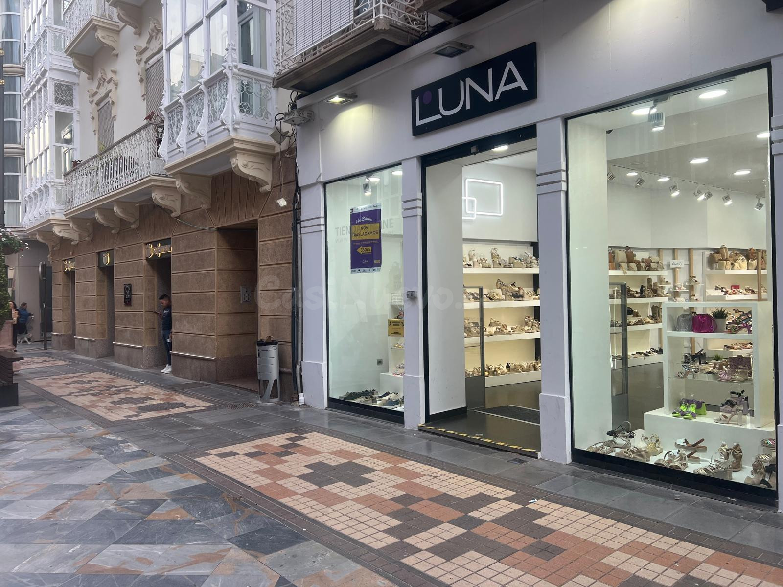 LOCAL COMERCIAL EN CALLE DEL CARMEN