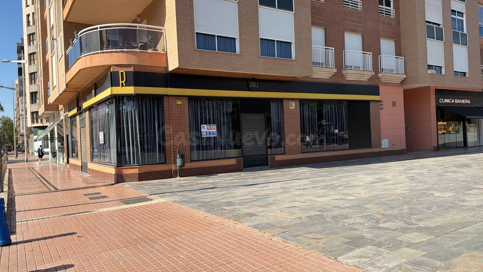 INMOCARTAGO ALQUILA local comercial diafano de 240 m2 en los