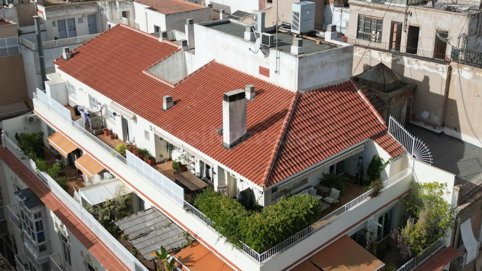 ESPECTACULAR ATICO EN CALLE DEL CARMEN CON TERRAZA DE 100 M2 Y PLAZA DE GARAJE