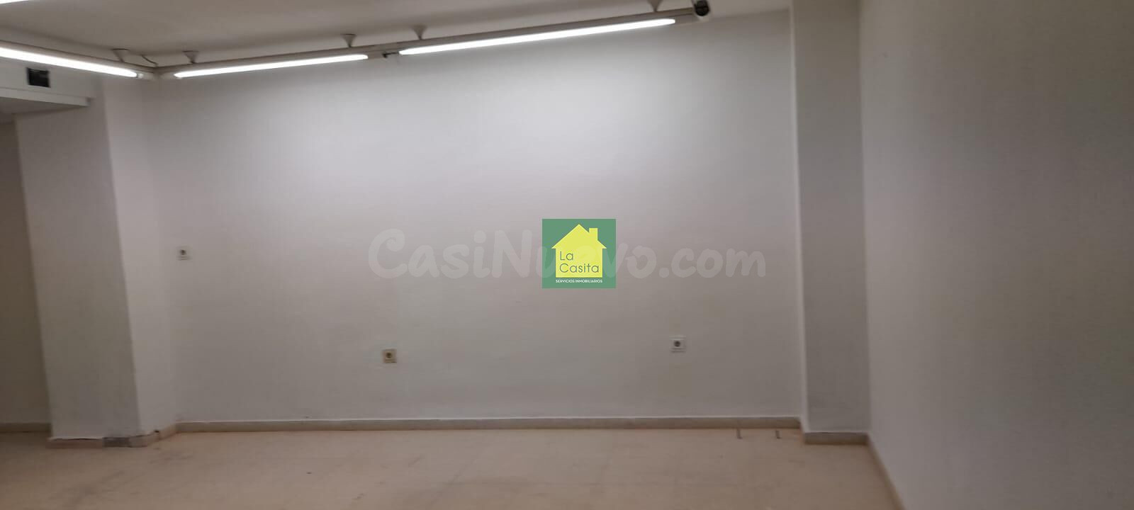 LA CASITA INMOBILIARIA VENDE LOCAL COMERCIAL EN ZONA FERIA