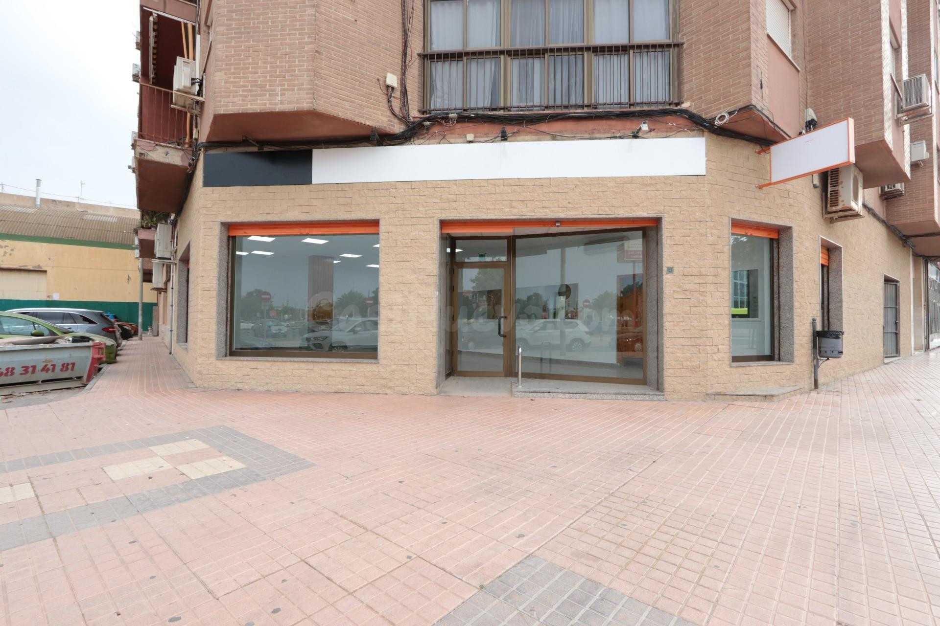 LOCAL COMERCIAL EN CALLE JORGE JUAN CARTAGENA - foto 3