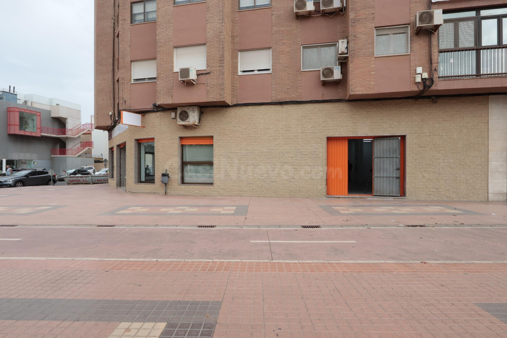 LOCAL COMERCIAL EN CALLE JORGE JUAN CARTAGENA - foto 4