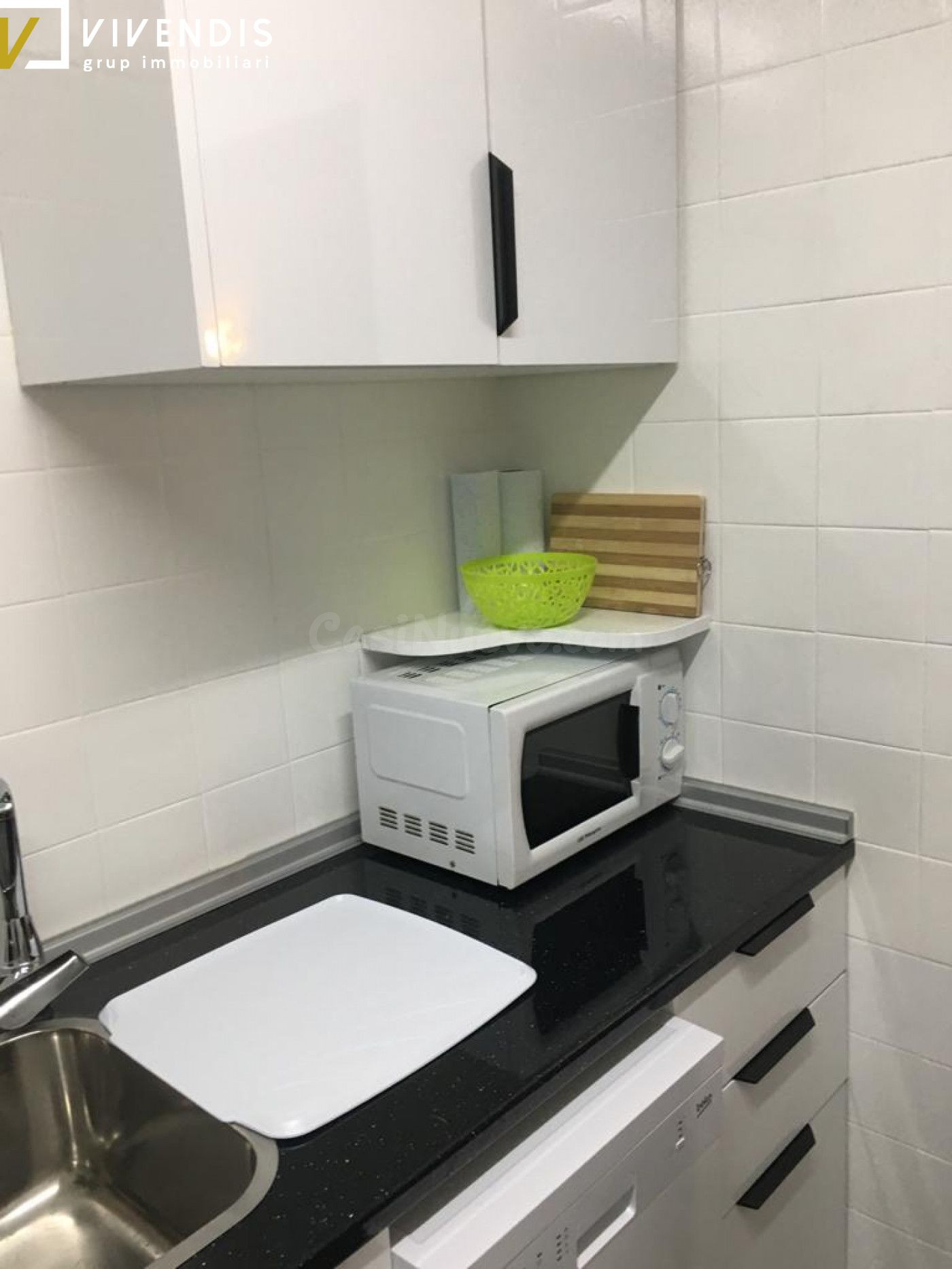 PISO EN ALQUILER PARA ESTUDIANTES - PASSEIG DE RONDA - foto 5