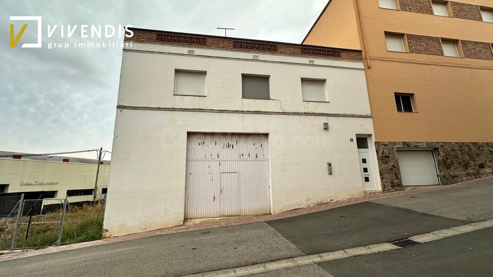 Casa unifamiliar en venta - Almenar