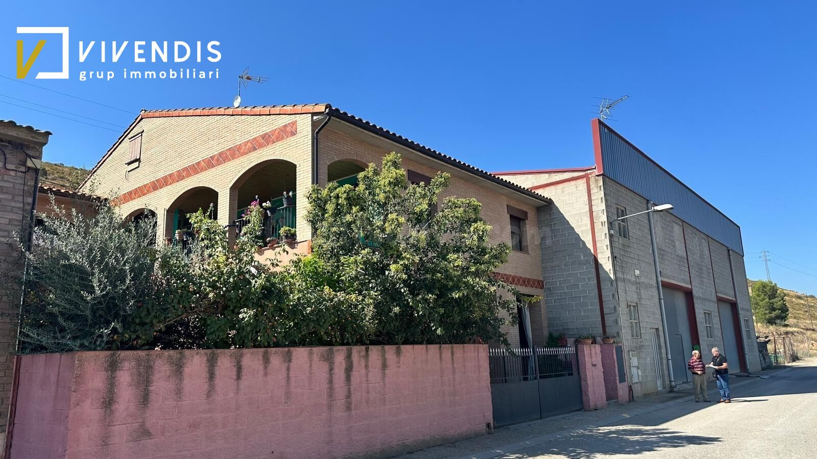 CASA EN VENTA - FRAGA