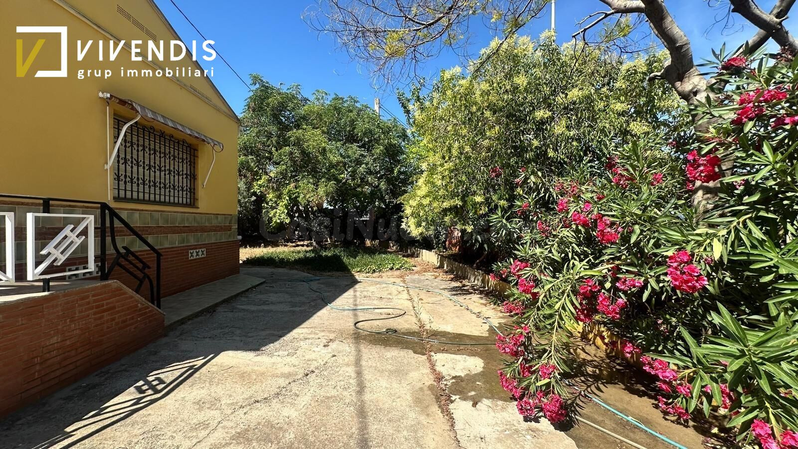 CASA EN VENTA - ROSSELLÓ - foto 3