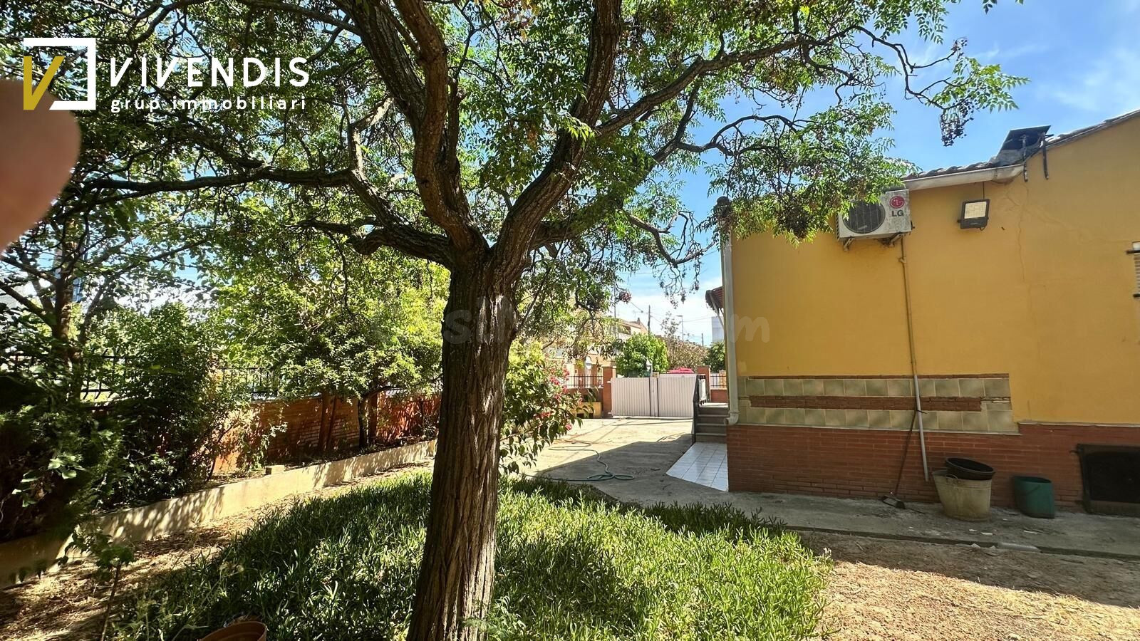 CASA EN VENTA - ROSSELLÓ - foto 4