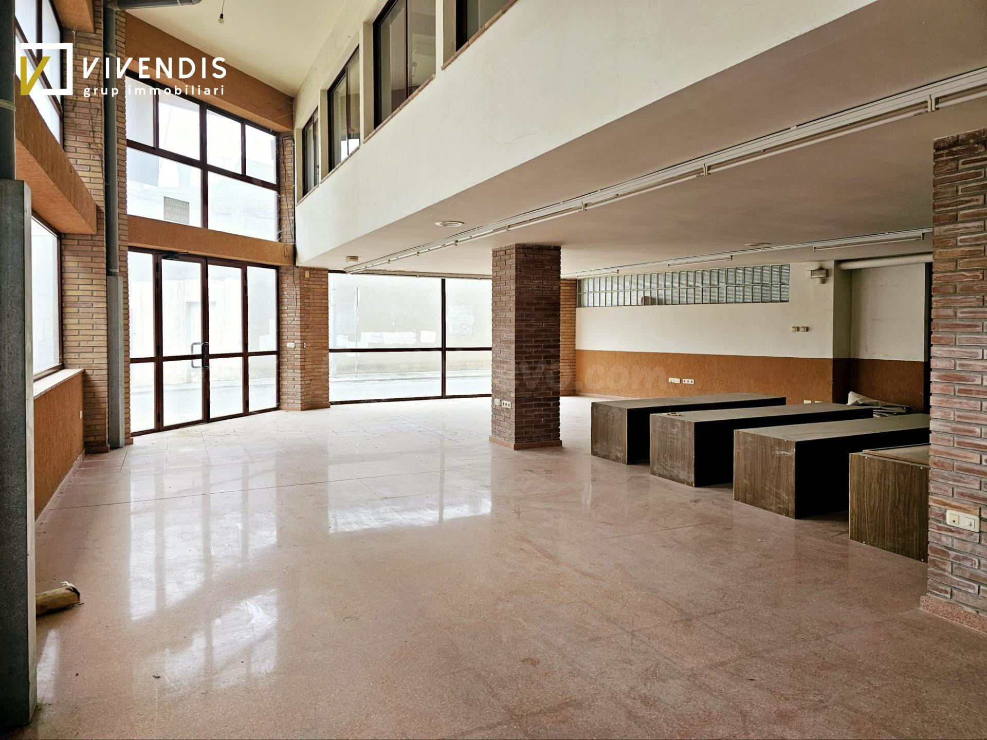 LOCAL COMERCIAL EN VENTA O ALQUILER - ALMACELLES - foto 2