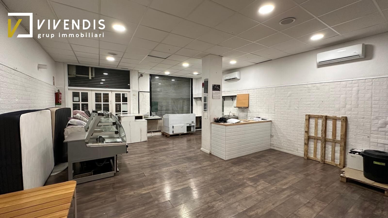LOCAL COMERCIAL EN VENTA - CAPPONT - foto 2
