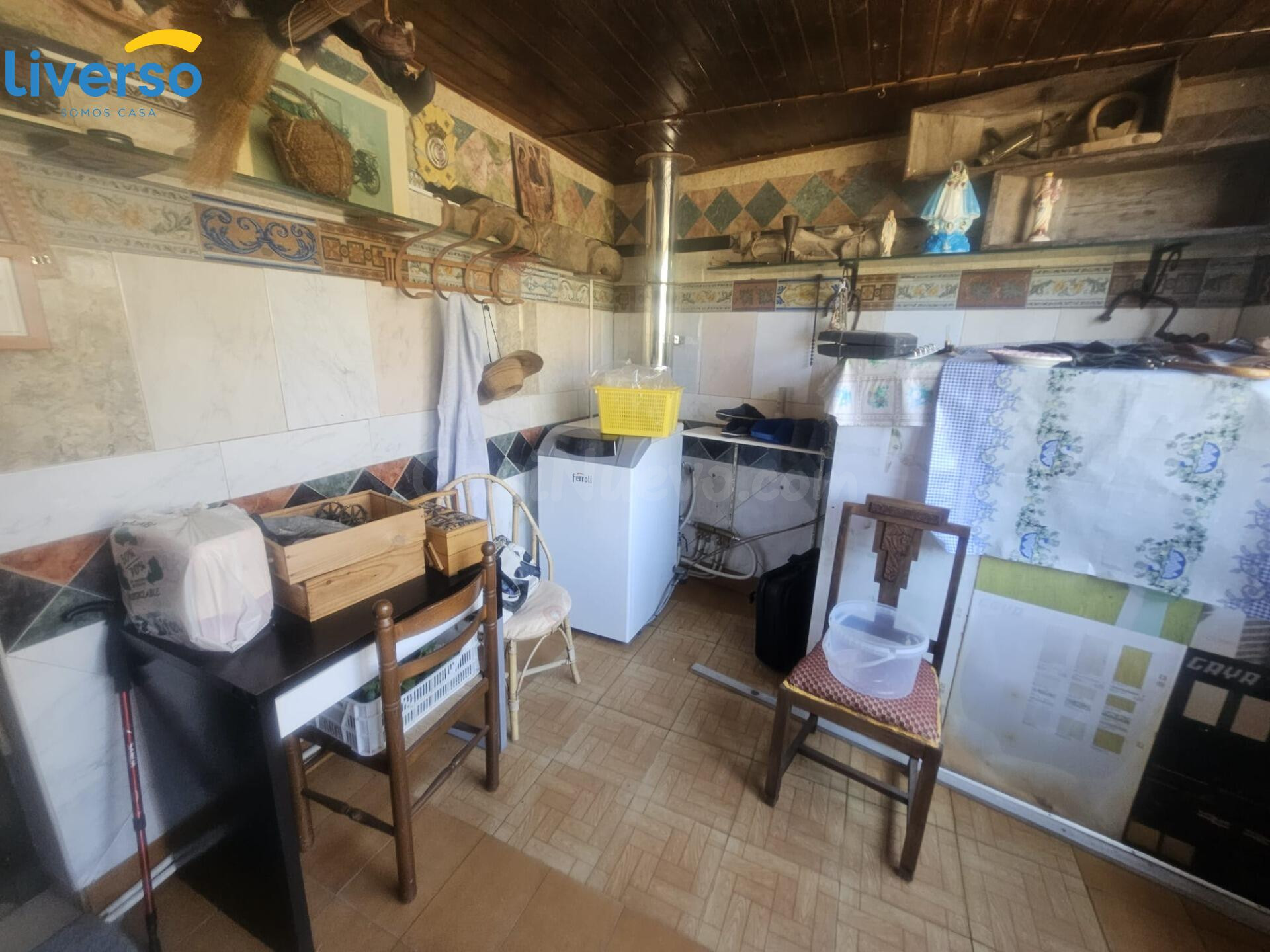 SE VENDE PRECIOSO CHALET INDEPENDIENTE EN VILLAFRIA, CON JAR - foto 5